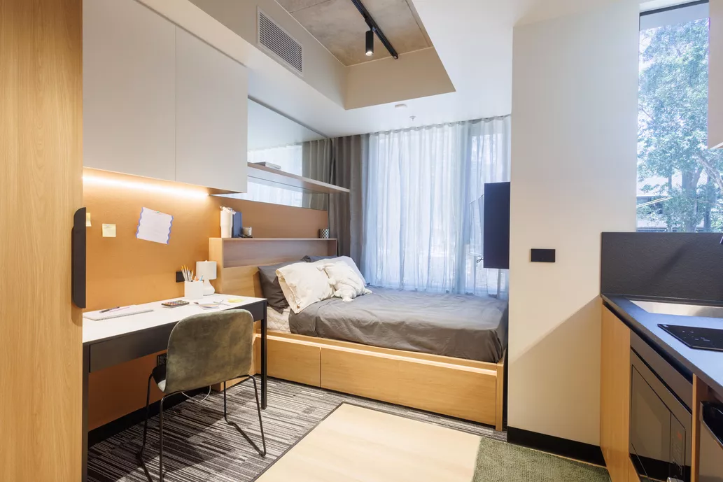 7+-+1Q2A0058-HDR+-2025