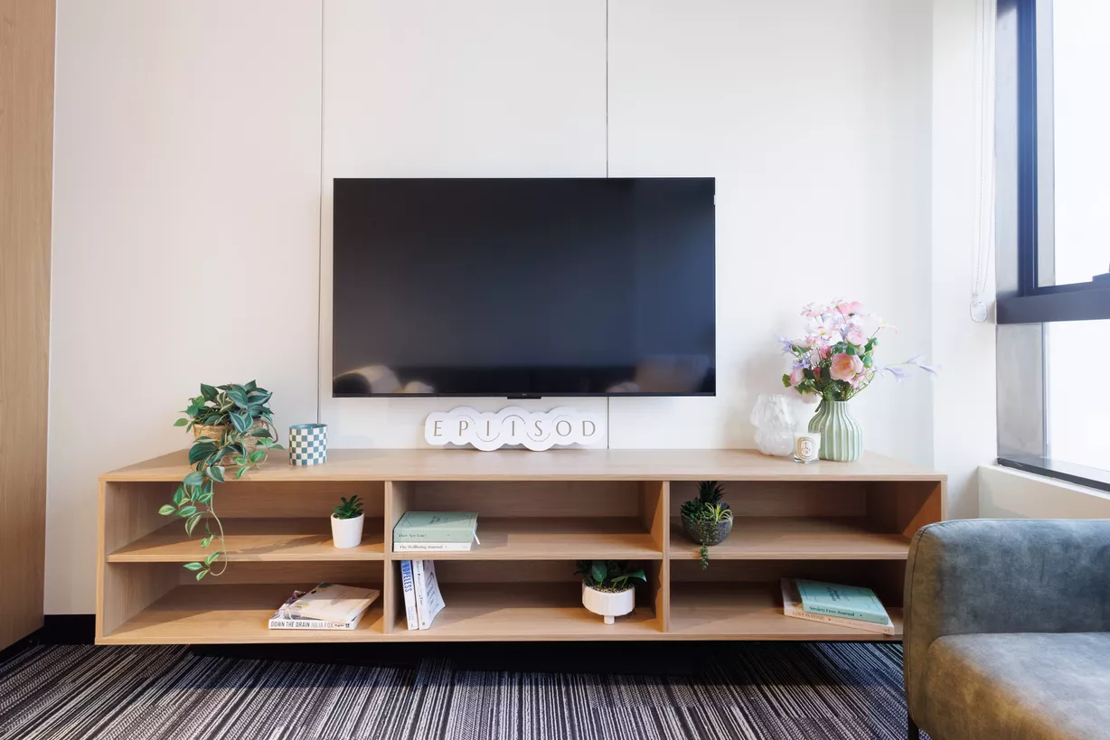 9+-+1Q2A0426-HDR+-2025