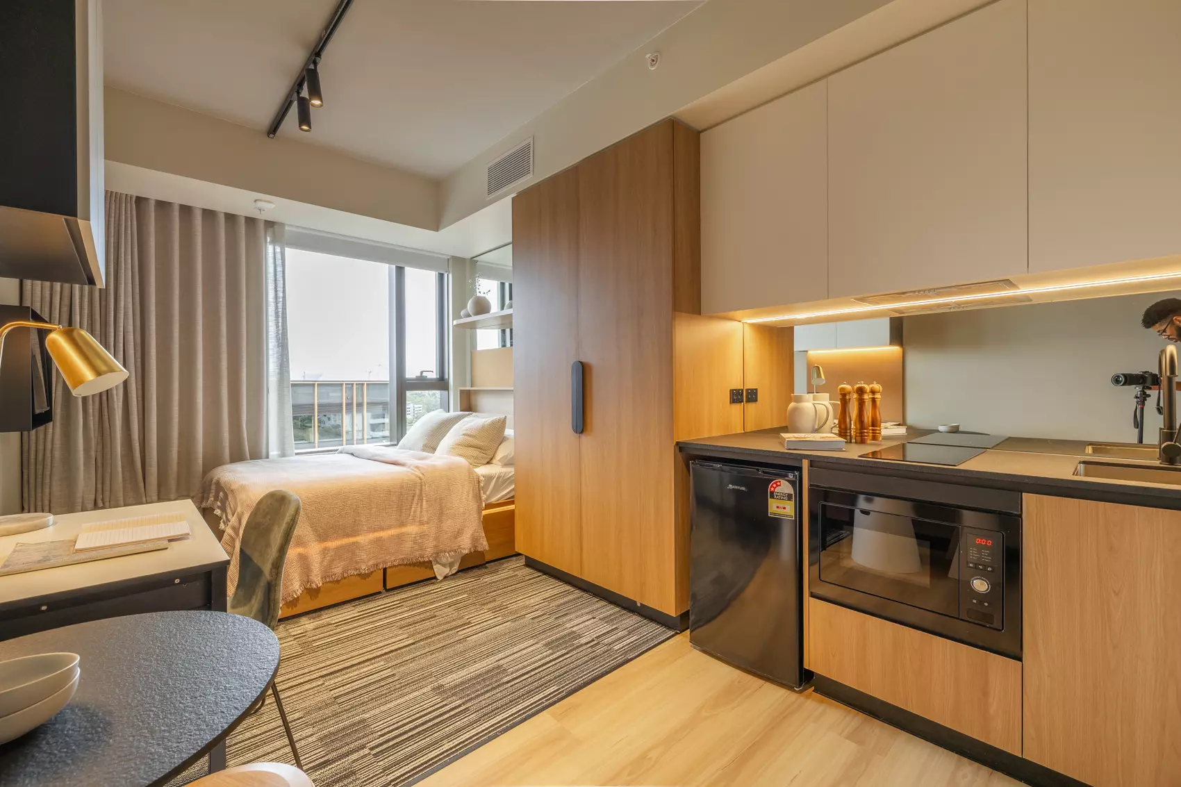 Aspect Studio E_R62_7603-HDR.jpg