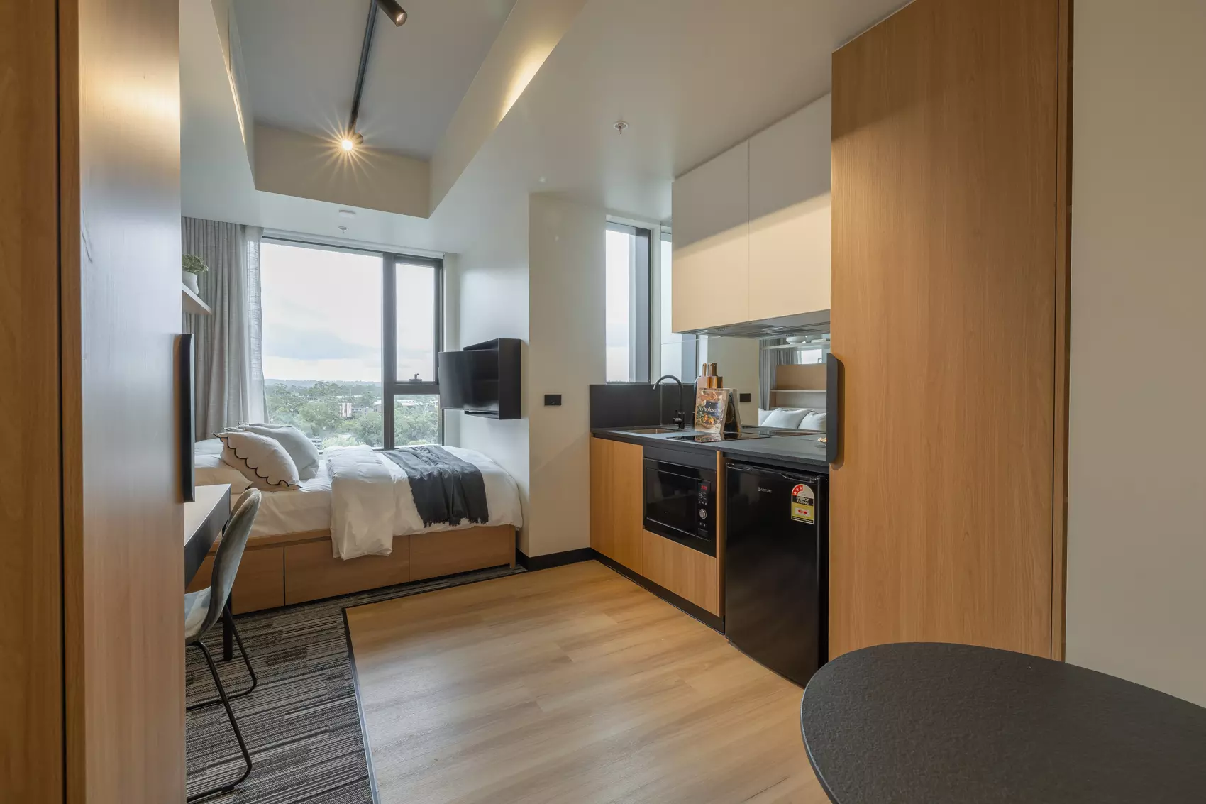 Aspect Studio_R62_7195-HDR.jpg