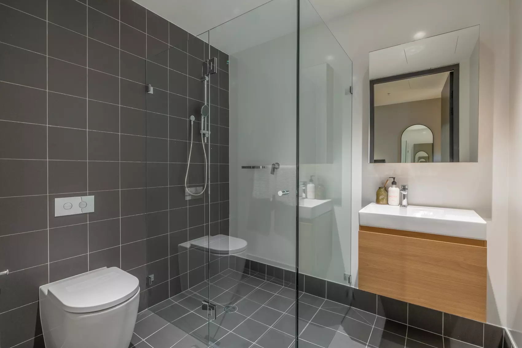 Empowered Studio_R62_7722-HDR.jpg