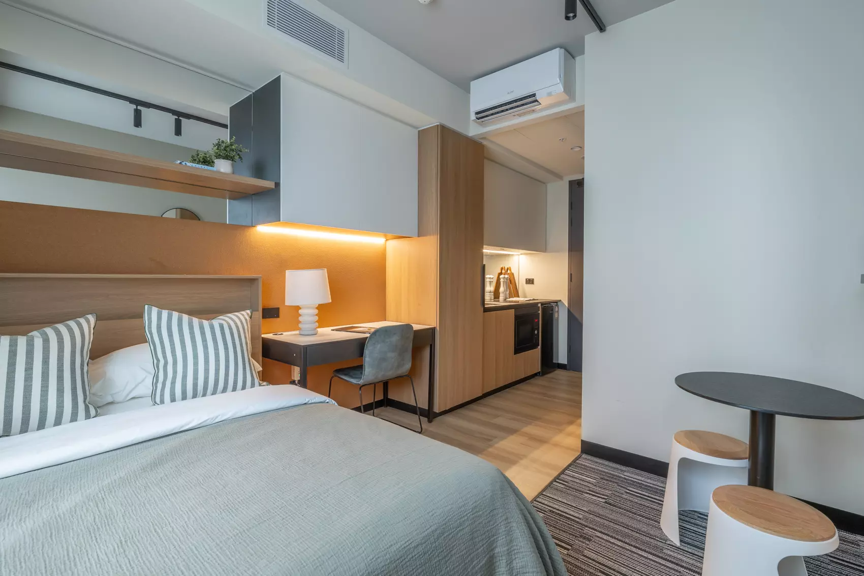 Signature Studio Flex - R62_7315-HDR.jpg