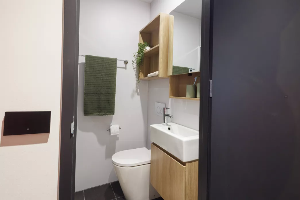 12+-+1Q2A0375-HDR+-2025